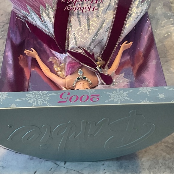 Holiday Barbie Doll by Bob Mackie 2005 NRFB Foreign Language Edition Rare - Picture 6 of 11
